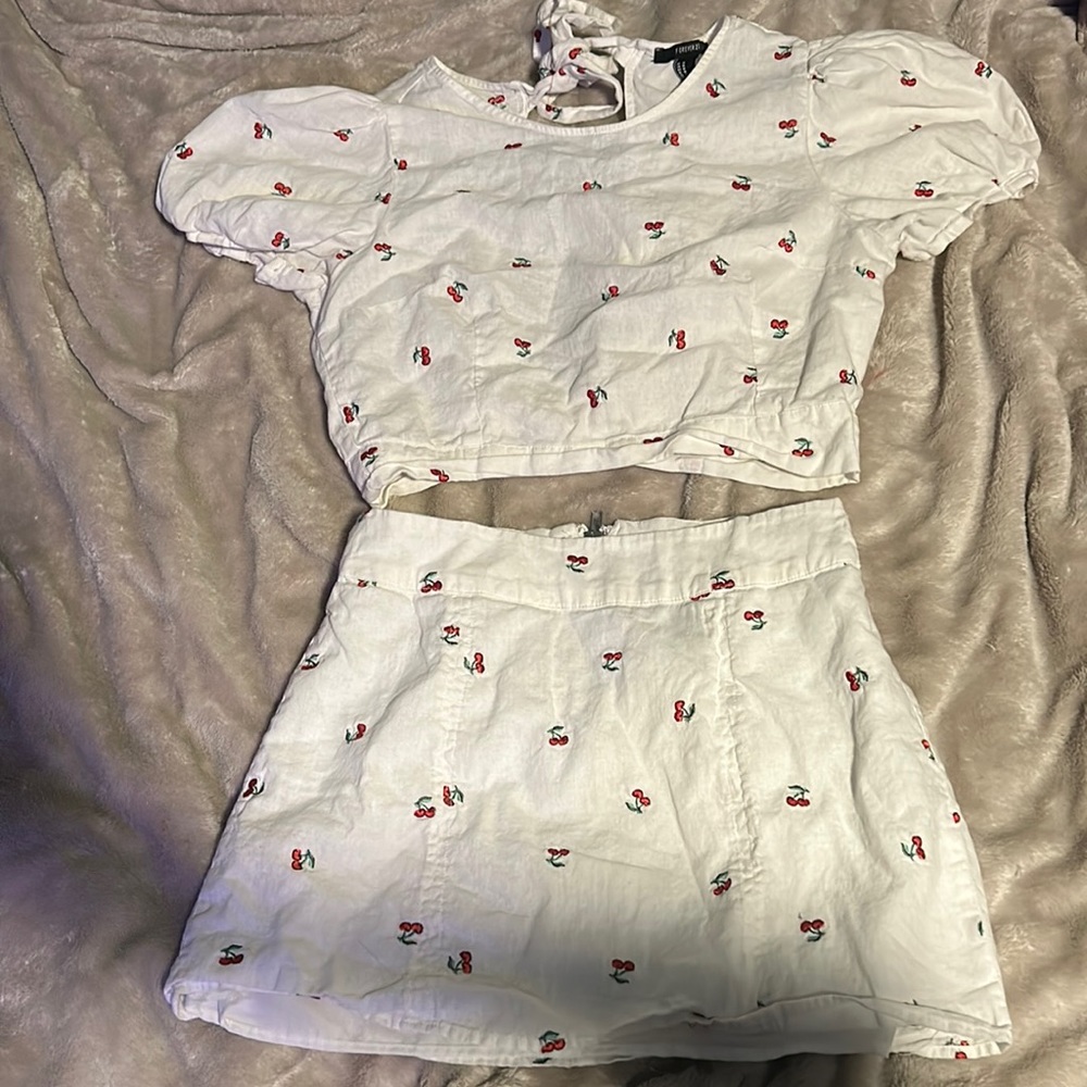 Im selling it bc I don’t wear it